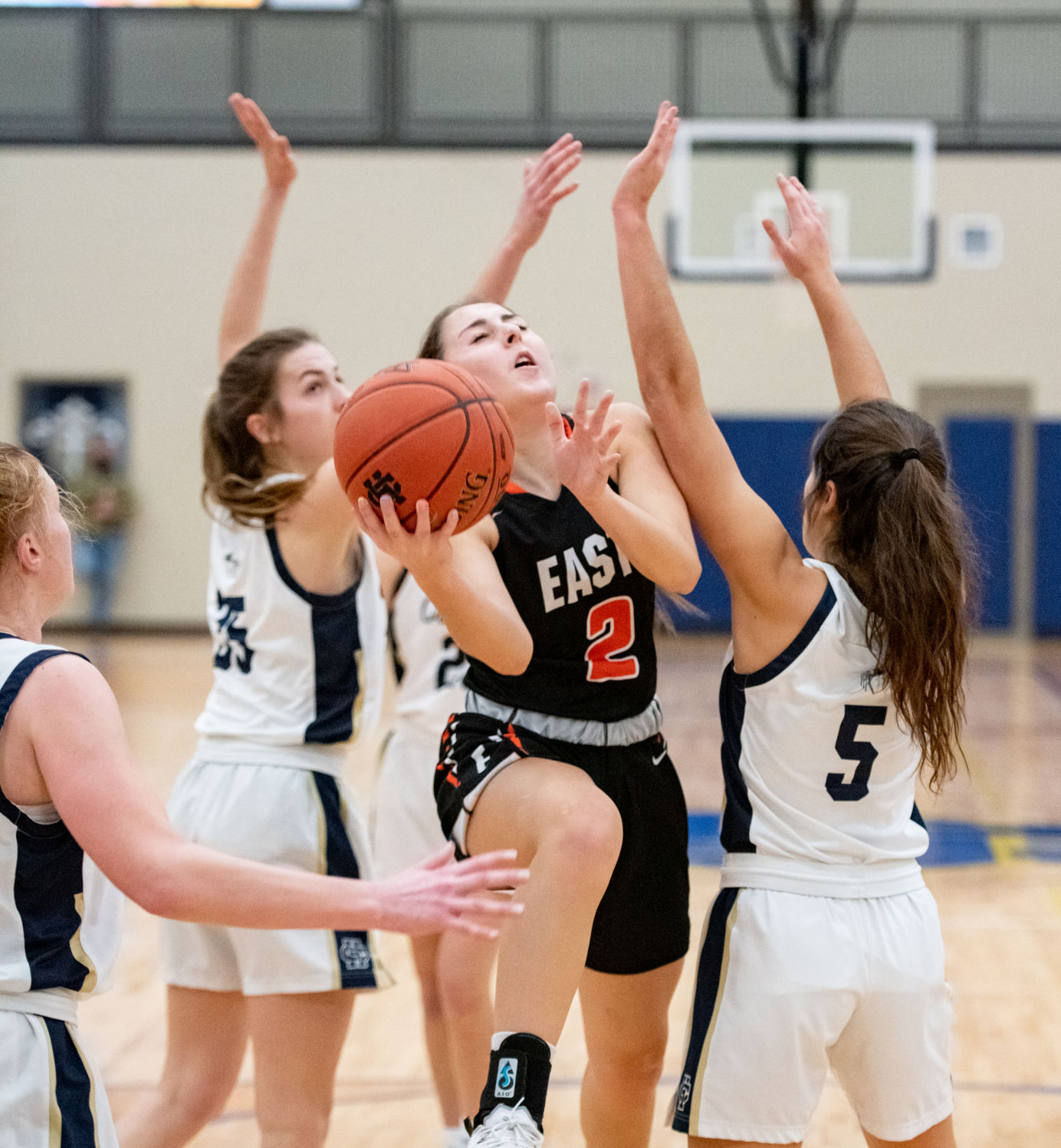 East vs Heelan basketball